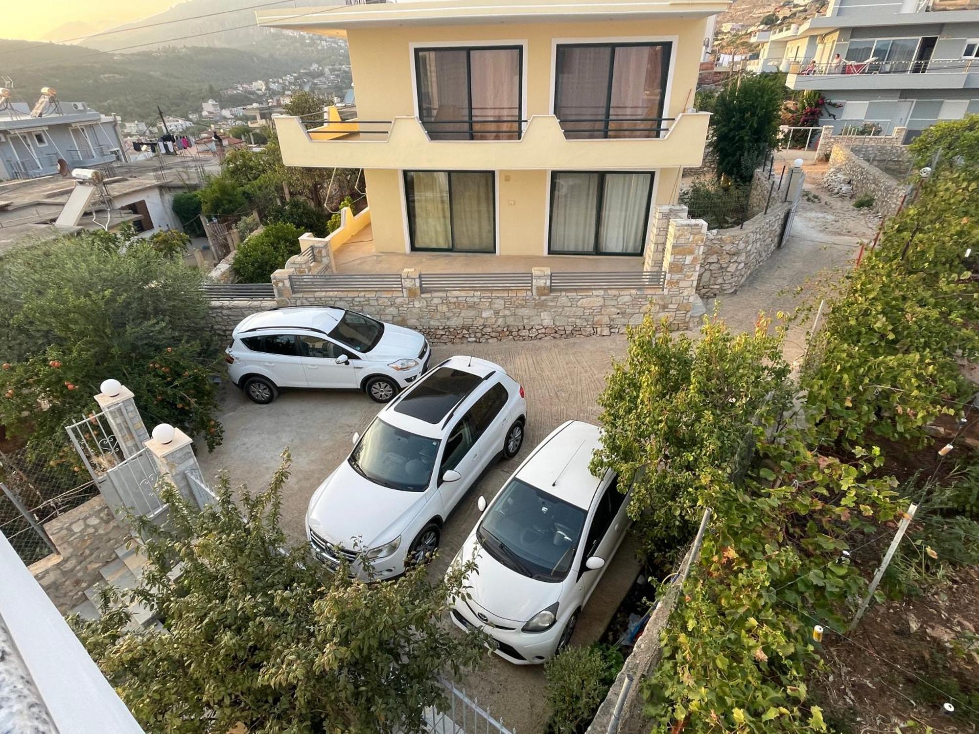 Tasos Rooms Himarë Exterior foto